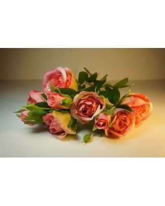 Ramillete de rosas Xin 45cm, 6 rosas y 3 botones