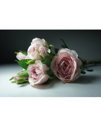 Ramillete de rosas Xin 45cm, 6 rosas y 3 botones